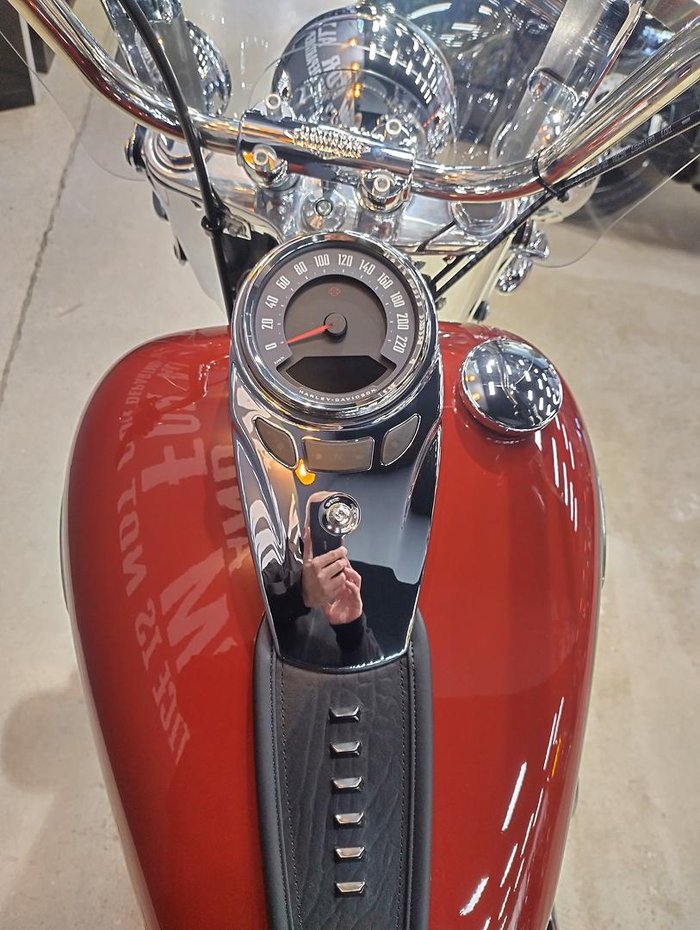 2024 Harley-Davidson Heritage Classic 114 (FLHCS) Softail Black