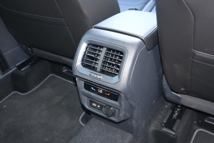 2024 Volkswagen Tiguan 162TSI R-Line