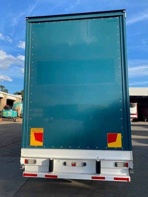 2016 Vawdrey 24P Drop Deck Curtain Sider Auto Mezz Decks Green