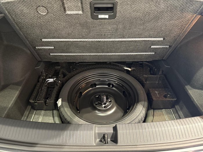 2024 Volkswagen T-Roc 140TSI R-Line
