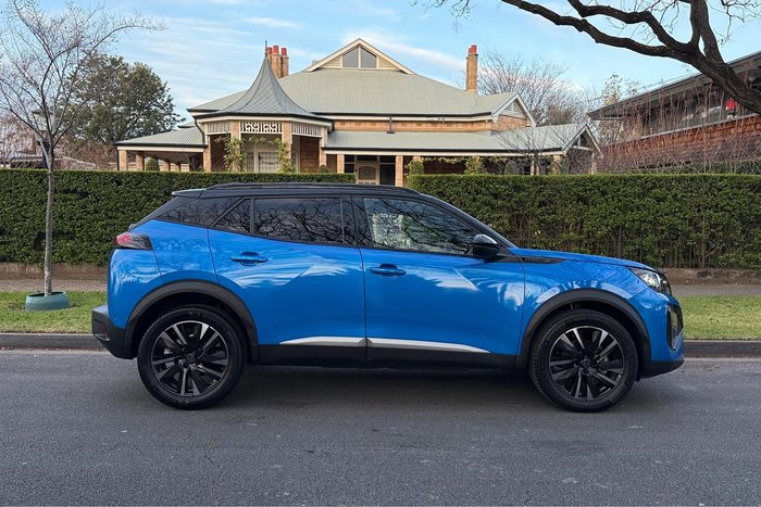 2023 Peugeot 2008 GT