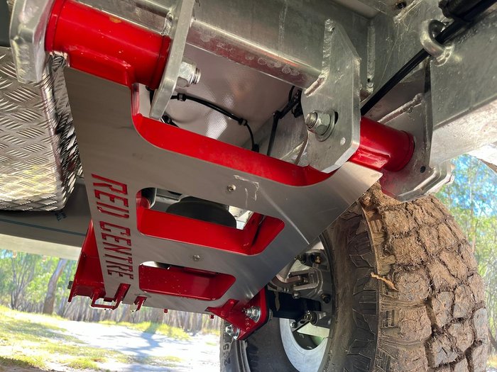 2024 Red Centre Seisia 16 HYBRID