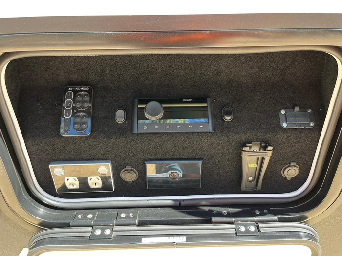 2024 Red Centre Seisia 16 HYBRID (was $164,990 now $154,990)