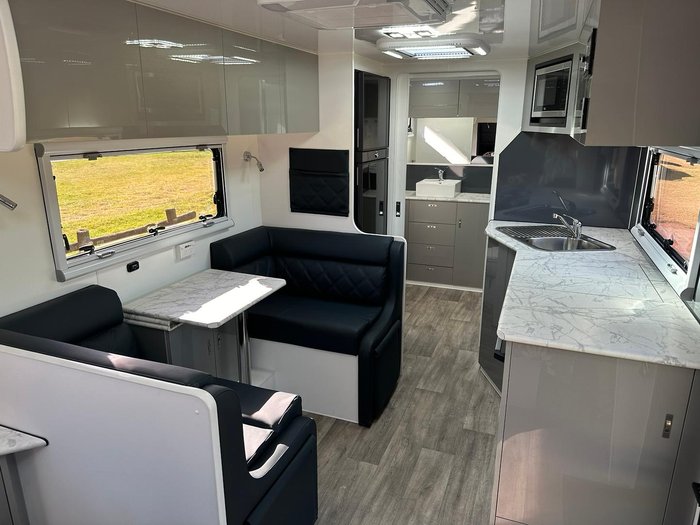 2024 Red Centre Newell 216 LARGE ENSUITE (was $105,490 now $89,990)