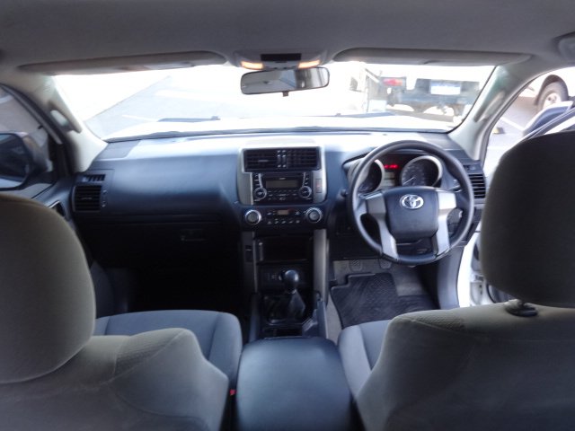 2012 TOYOTA LANDCRUISER PRADO GX (4x4)