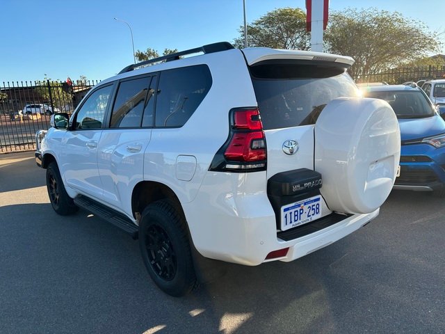 2021 Toyota Prado