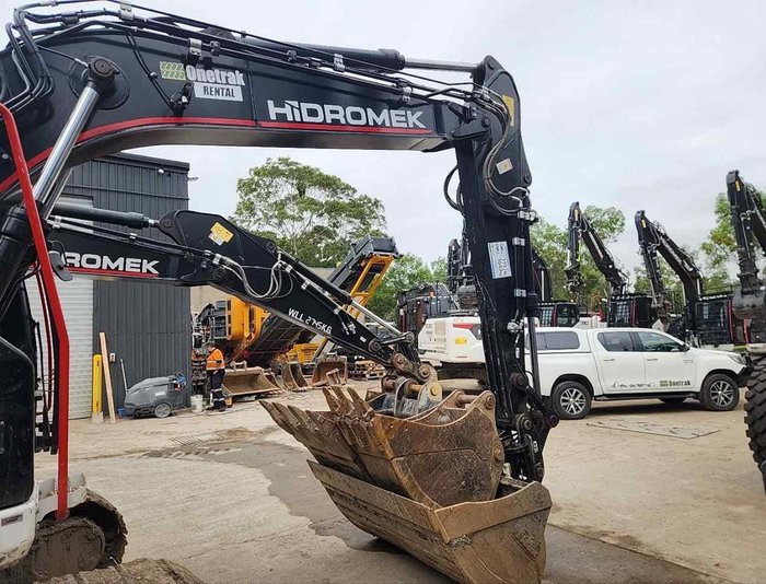 2021 Hidromek Hmk145lcsr White