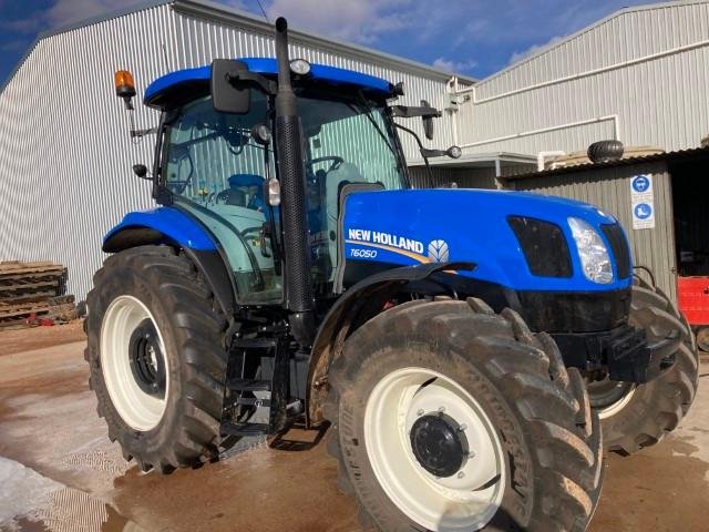 2022 New Holland T6050p