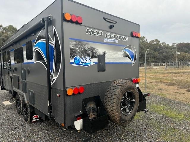 2023 Red Centre OASIS 22.6 Family Van
