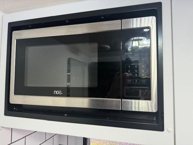 2023 Red Centre OASIS 22.6 Family Van