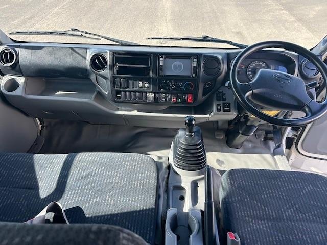 2014 Hino 300 917 917, DUAL CAB, MANUAL, 3 WAY TIPPER, X SHIRE