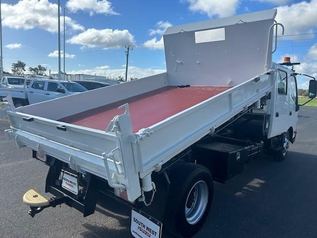 2014 Hino 300 917 917, DUAL CAB, MANUAL, 3 WAY TIPPER, X SHIRE