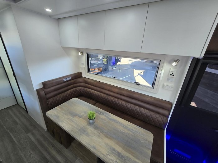 2025 Urban Caravans X'treme Family