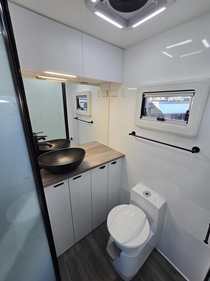 2025 Urban Caravans X'treme Family