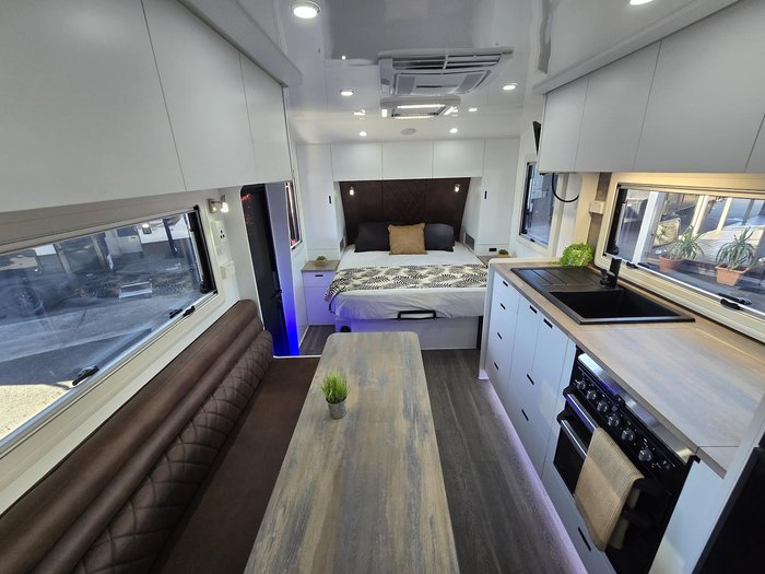 2025 Urban Caravans X'treme Family