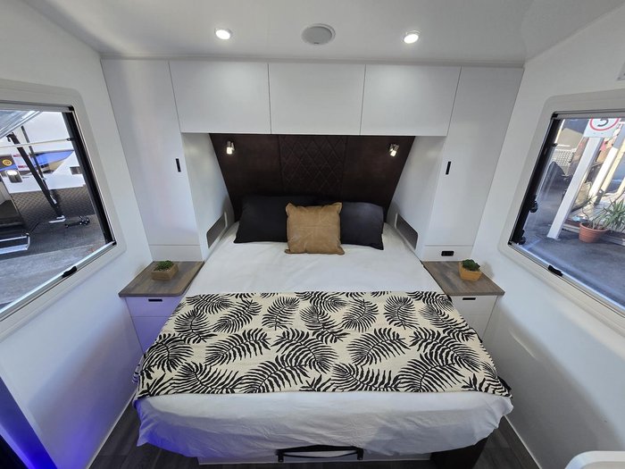 2025 Urban Caravans X'treme Family
