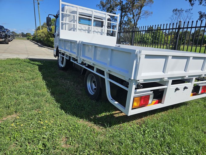 2024 Hyundai Mighty EX4/6 Tray White