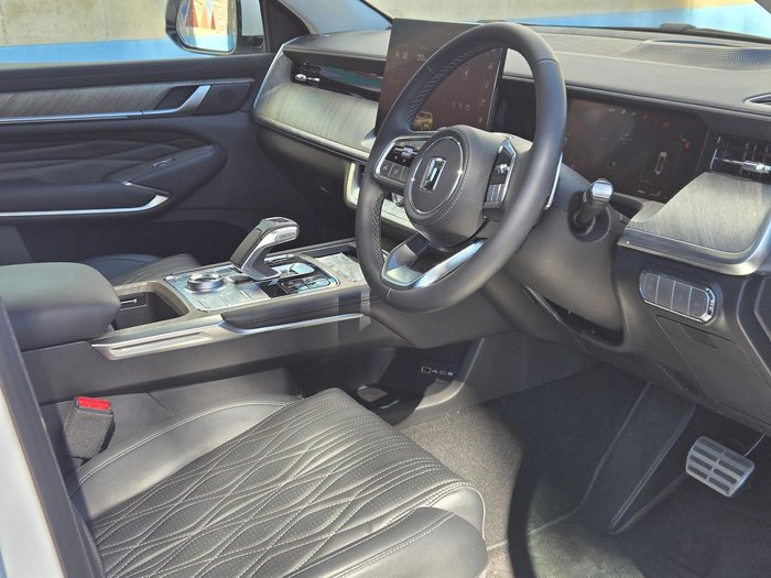 2024 GWM Tank 500 Lux Hybrid