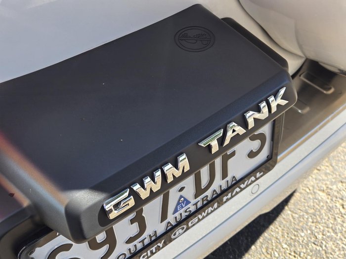 2024 GWM Tank 500 Lux Hybrid