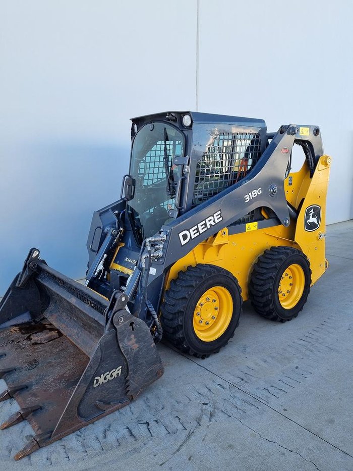 2019 John Deere 318G 