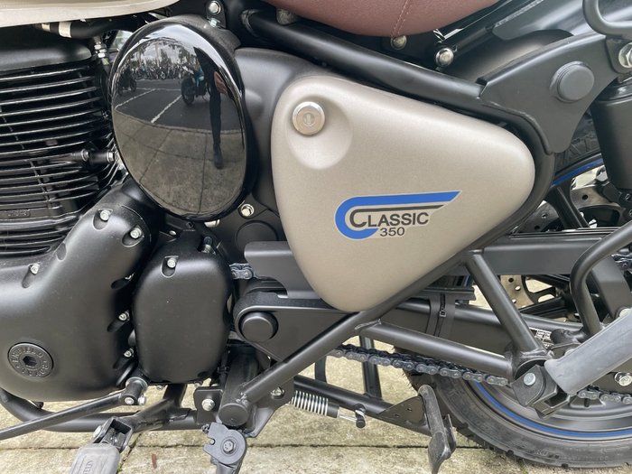 2024 Royal Enfield (see Also Enfiel CLASSIC 350 SIGNALS GREY