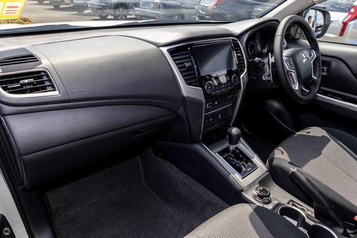 2023 Mitsubishi Triton GLS MR MY23 4X4 Dual Range White Diamond