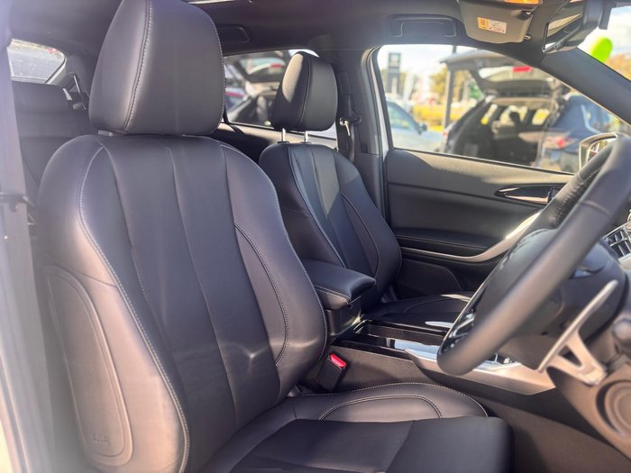 2024 Mitsubishi Eclipse Cross PHEV Exceed