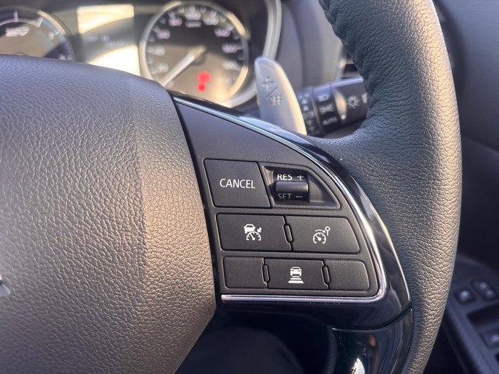 2024 Mitsubishi Eclipse Cross PHEV Exceed