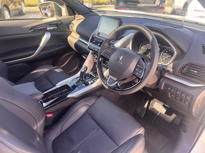 2024 Mitsubishi Eclipse Cross PHEV Exceed