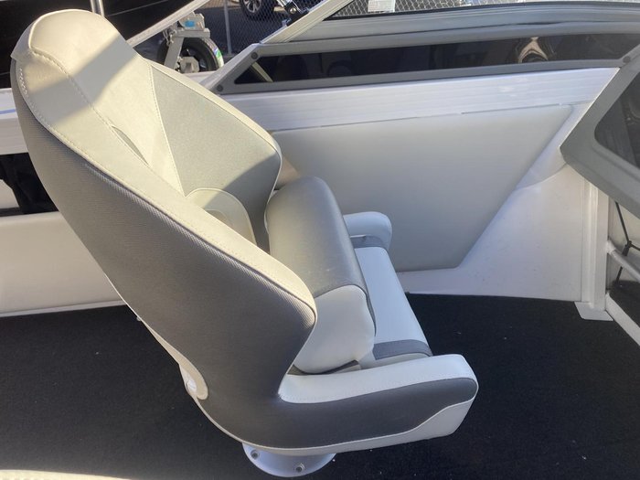 2024 QUINTREX 500 Fishabout Pro