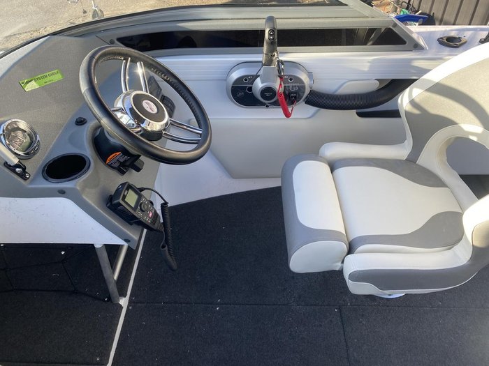 2024 QUINTREX 500 Fishabout Pro