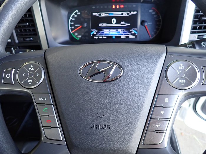 2023 HYUNDAI MIGHTY ELECTRIC WHITE