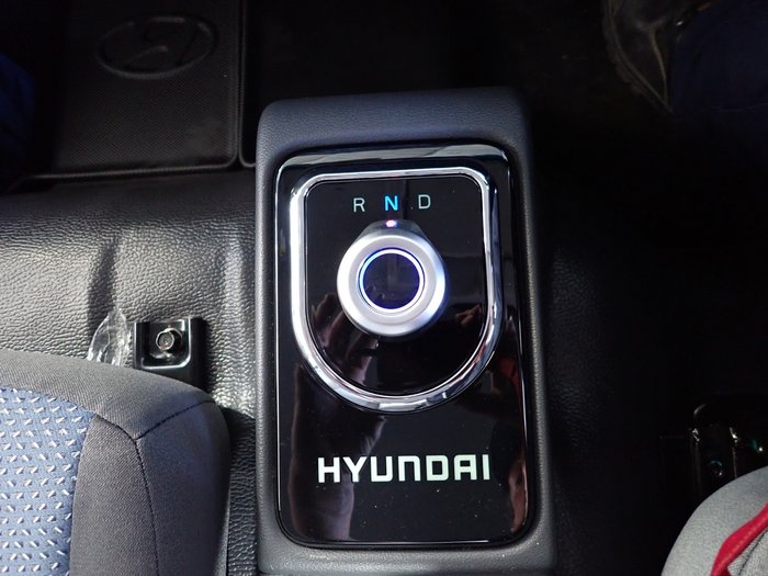 2023 HYUNDAI MIGHTY ELECTRIC WHITE