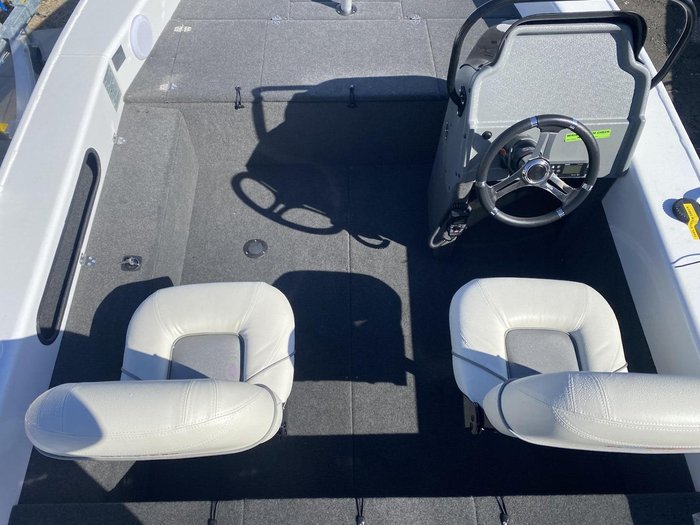 2024 QUINTREX 450 Hornet Pro