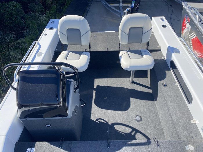 2024 QUINTREX 450 Hornet Pro