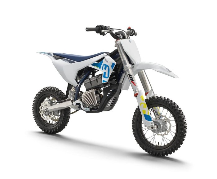 2024 Husqvarna EE 5 EE White