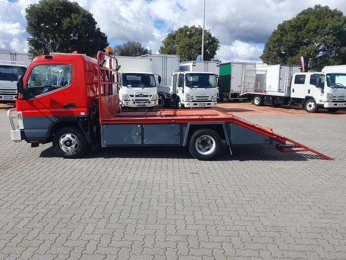 2013 Fuso Canter 515 Wide 2 Ton Beavertail And Ramps