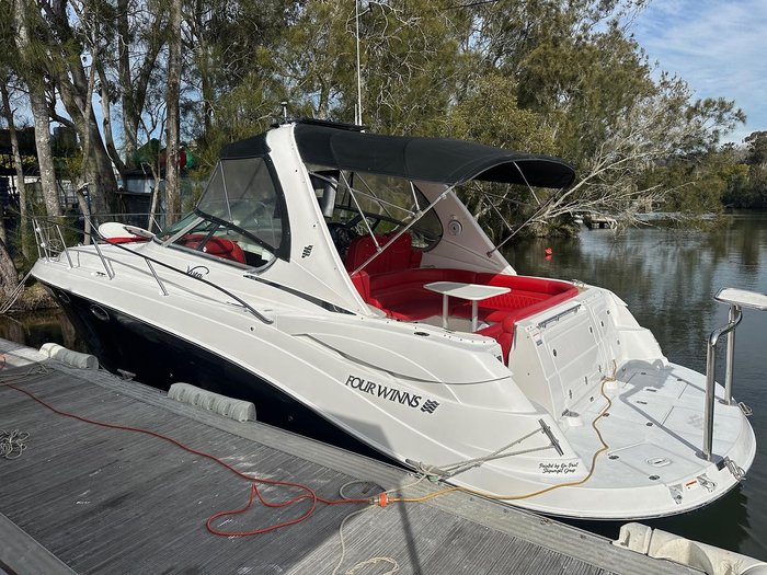 2005 Four Winns VISTA 348