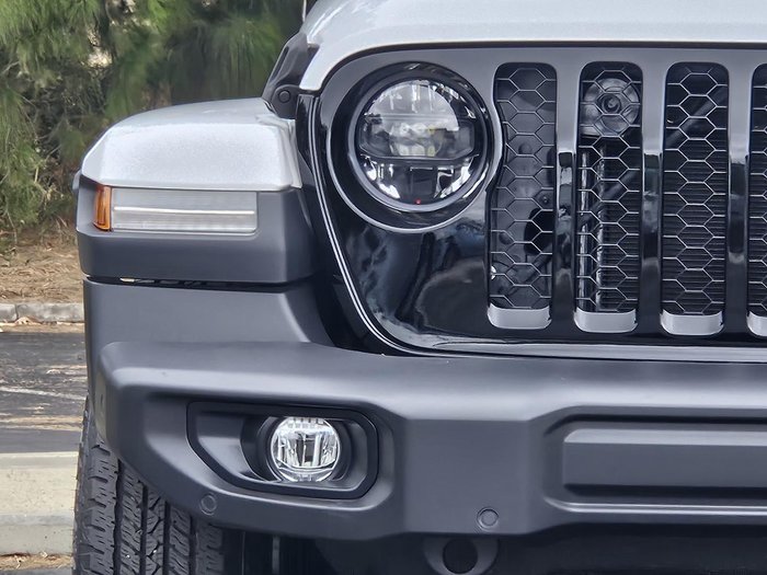 2023 Jeep Gladiator Night Eagle