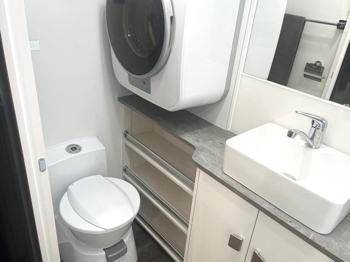 2024 JB Caravans 19.6Ft Traveller Intrigue Caravan