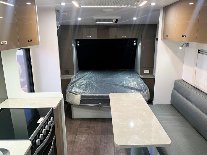 2023 JB Caravans 22' Dirt Roader Bunk Caravan