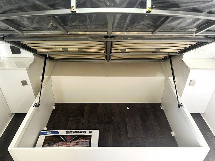 2024 JB Caravans 22Ft Traveller Utopia Bunk Caravan