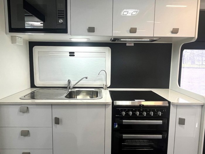 2024 JB Caravans 22Ft Traveller Utopia Bunk Caravan