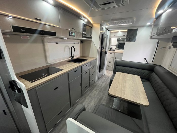 2024 JB Caravans 21' Scorpion Sting Limited Edition Off Road Caravan