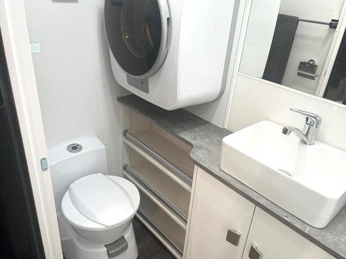 2024 JB Caravans 20.6Ft Traveller Intrigue Caravan