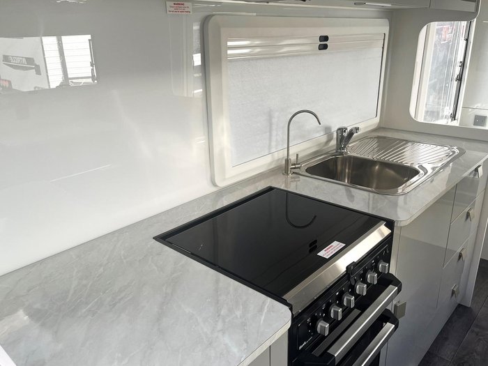 2024 JB Caravans 20.6Ft Traveller Intrigue Caravan