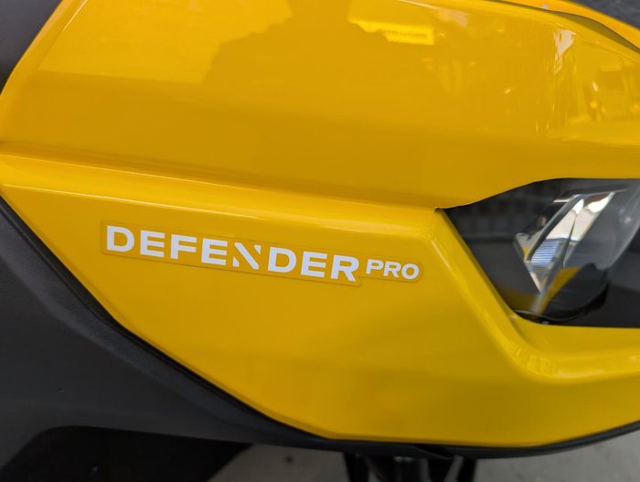 2024 Can-Am Defender HD10 DPS PRO Defender Yellow