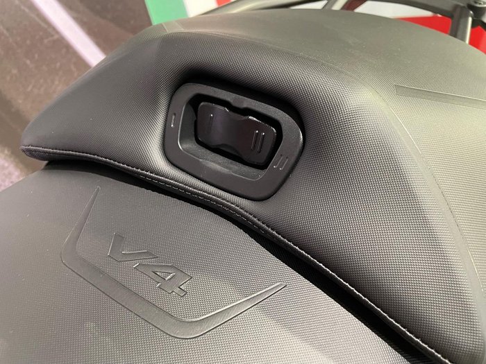 2023 Ducati Multistrada V4S Multistrada Red