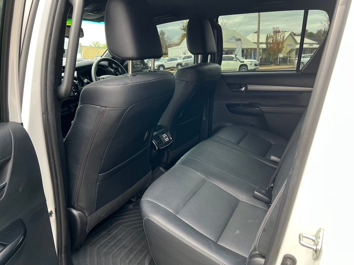 2023 TOYOTA HILUX ROGUE