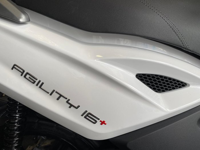 2025 Kymco Agility 16 + 200i Agility Silver